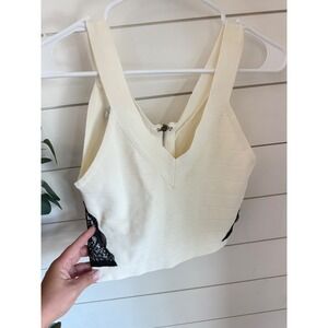 bebe Cream Lace Trim V Neck Zipper Back Crop Tank Top S